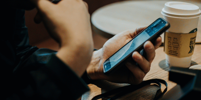 Podkreślenie i przekreślenie: szybkie akcenty w opisach